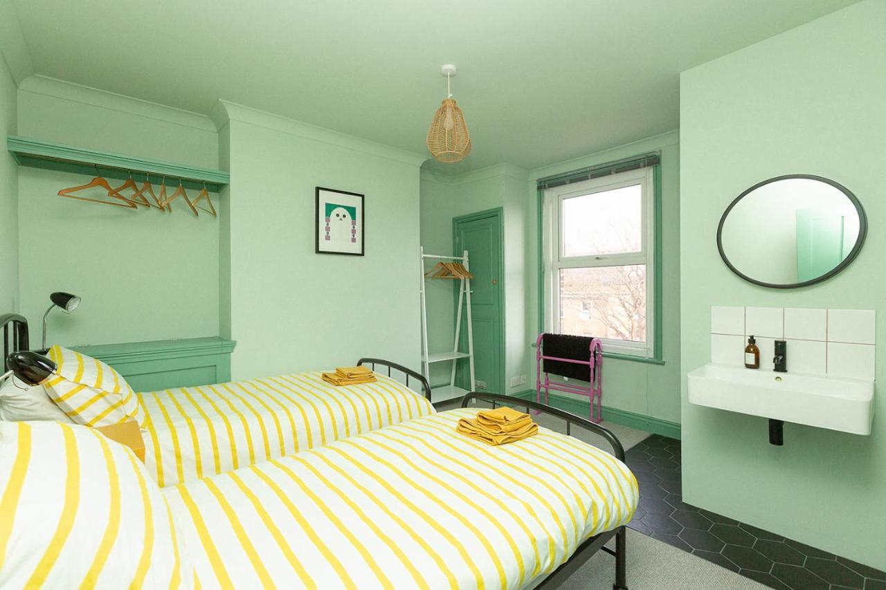 Apartment Funky Flat In Margate's Westbrook Bay