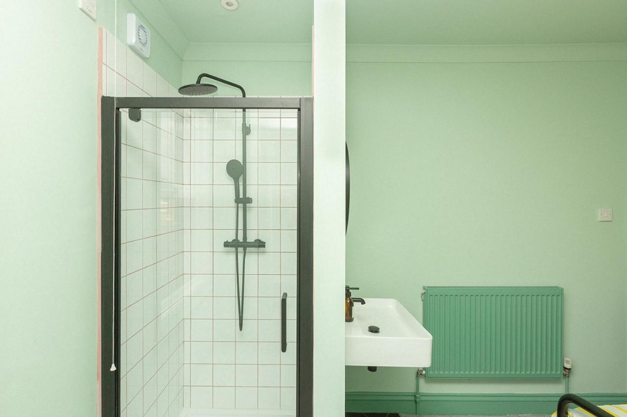 Funky Flat In Margate's Westbrook Bay *